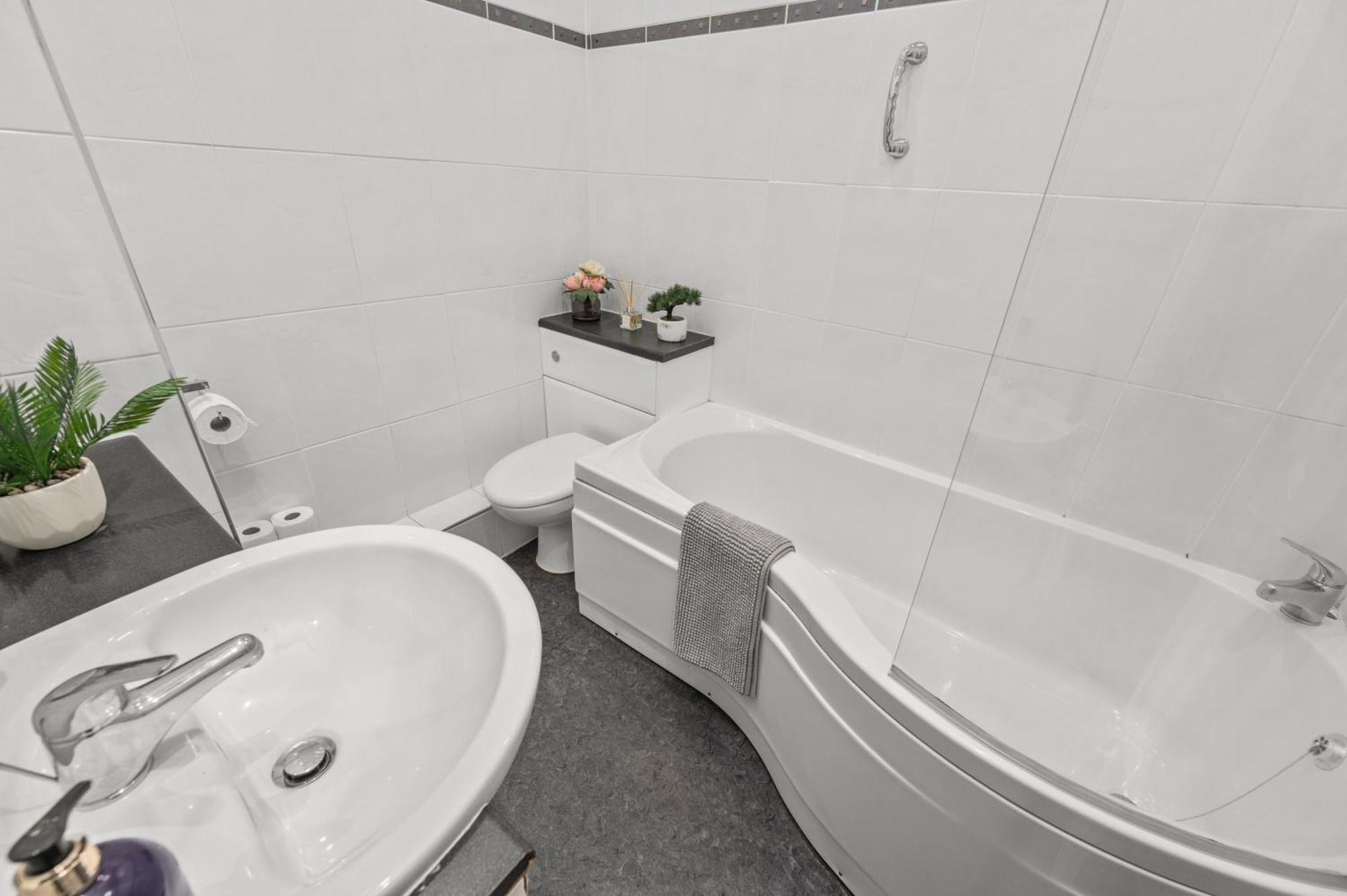 Panoramic Sea Views - Stunning 3Bd Apt & Balcony โอบาน ภายนอก รูปภาพ